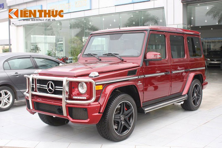 Mercedes-Benz  G63 AMG nổi bật với màu độc thường thấy trên các mẫu xe sang, siêu xe ở Dubai hay London.